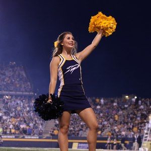 Meet your Posher, Mady